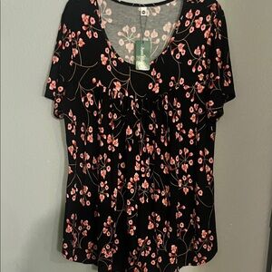 Women’s new top size 3XL